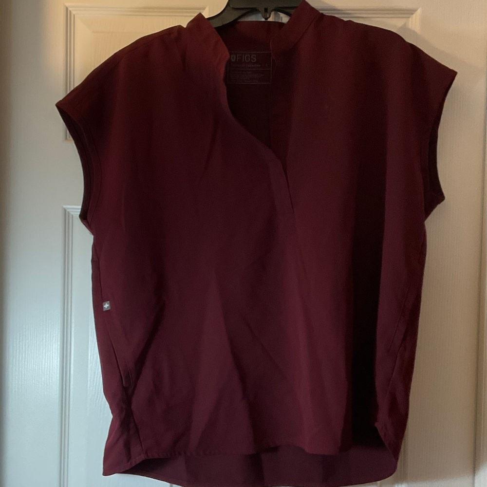 FIGS Women's Uniform Burgundy Ankle Jogger Pants & Top Set - Picture 5 of 7